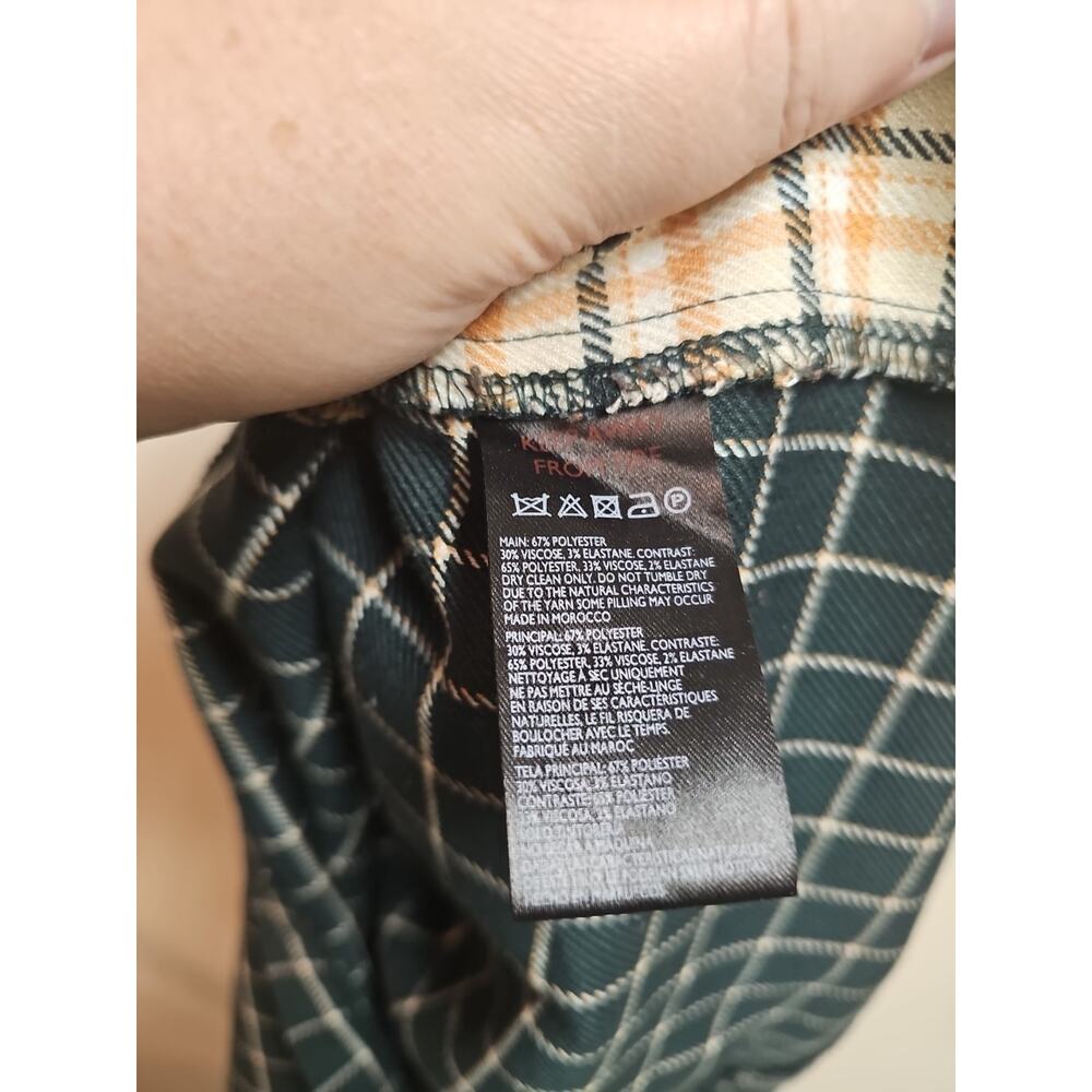 Urban Outfitters Green Fitted Preppy Plaid Mini Skirt SZ S - Picture 6 of 6